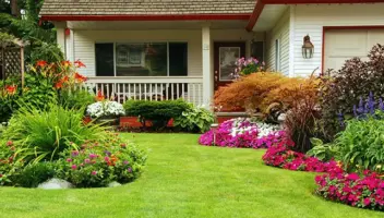 LeafFilter gives a landscape maintenance checklist to help homeowners
